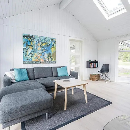 Holiday Cclii Дом отдыха